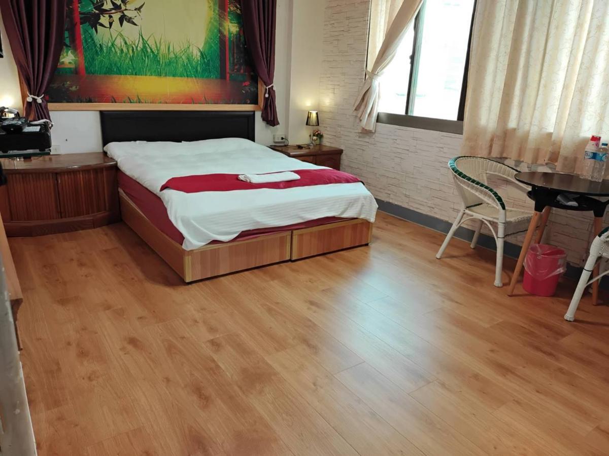 Tainan Suite II ภายนอก รูปภาพ